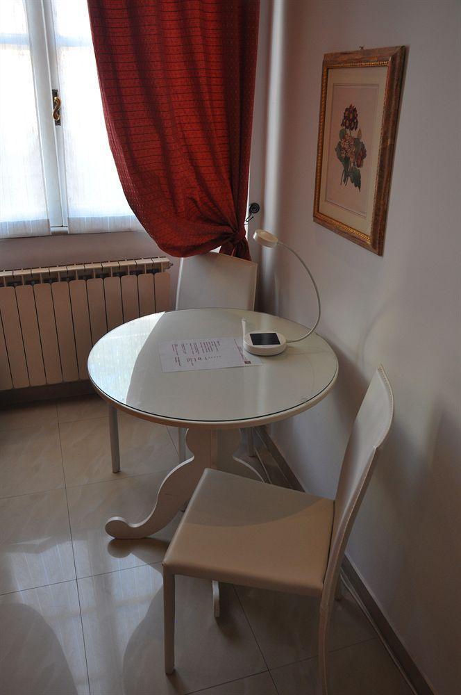 Babuino 127 Rooms Рим Екстер'єр фото