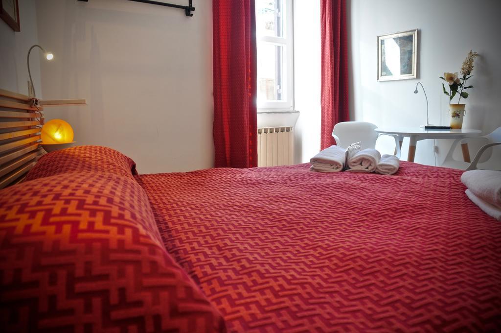 Babuino 127 Rooms Рим Екстер'єр фото