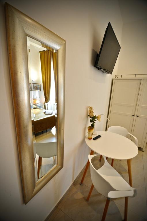 Babuino 127 Rooms Рим Екстер'єр фото