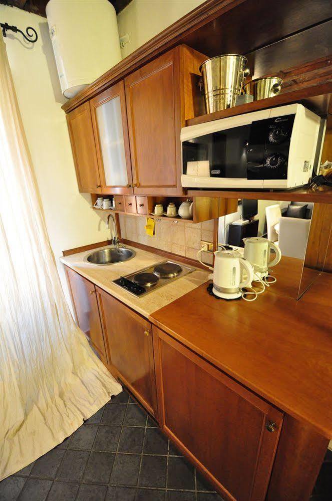 Babuino 127 Rooms Рим Екстер'єр фото