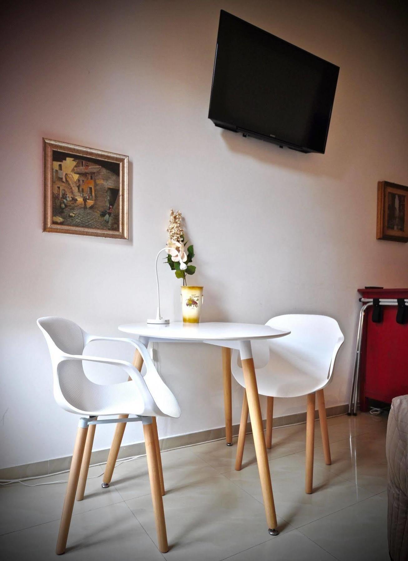 Babuino 127 Rooms Рим Екстер'єр фото