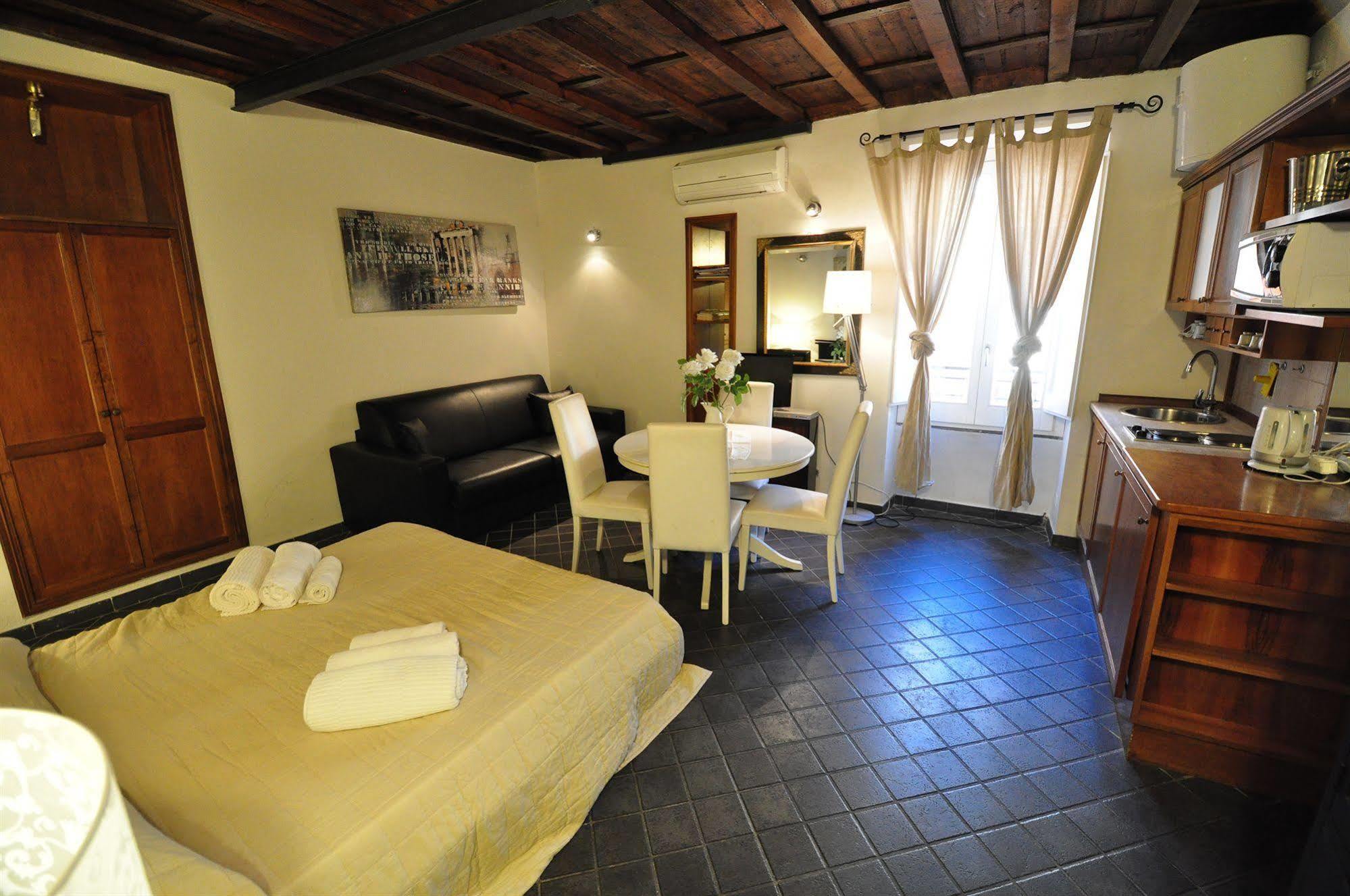 Babuino 127 Rooms Рим Екстер'єр фото