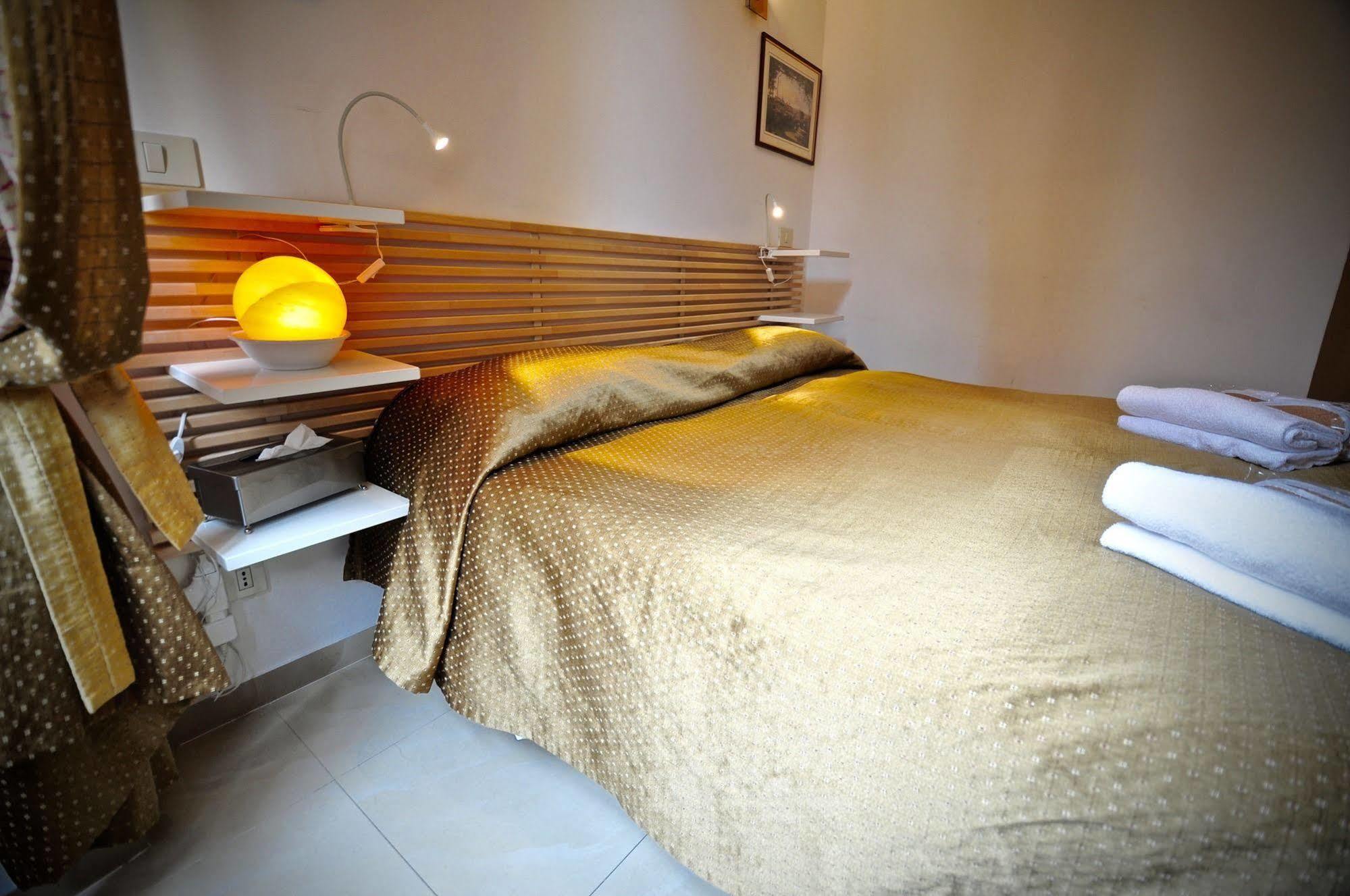 Babuino 127 Rooms Рим Екстер'єр фото