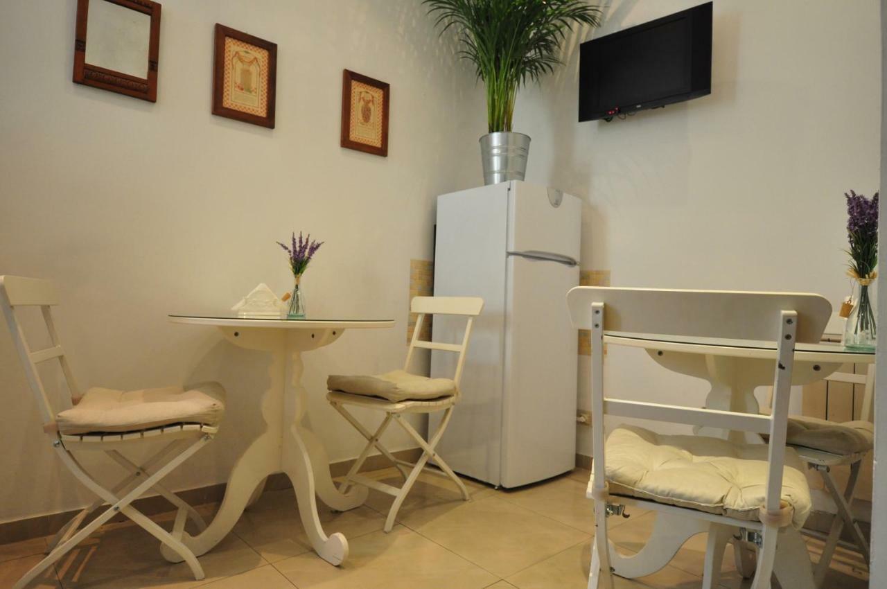 Babuino 127 Rooms Рим Екстер'єр фото